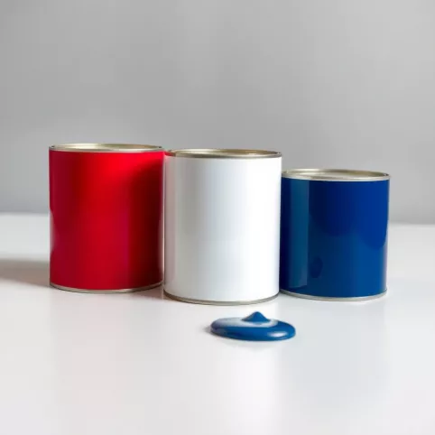 Czym pomalować meble na wysoki połysk