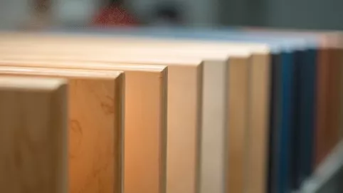 Lakierowanie frontów meblowych